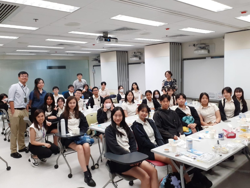 LA-Career-Fest-University-Visit-Human-Communication-Learning-and-Development-HKU-3