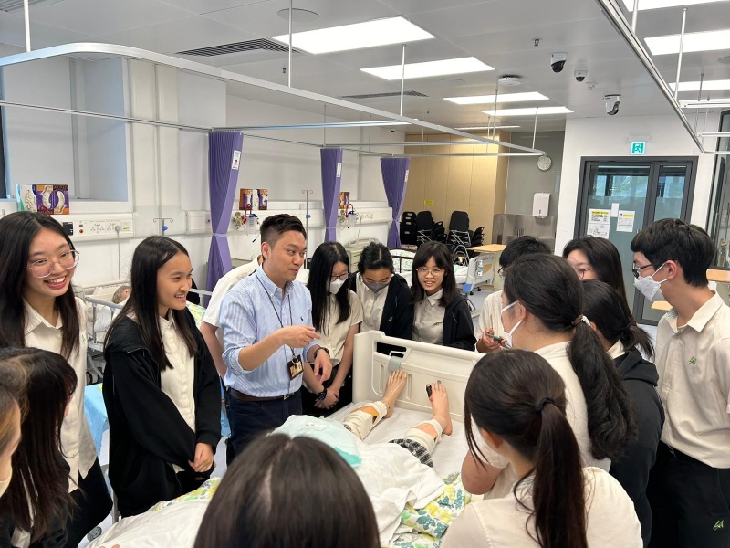 LA-Career-Fest-University-Visit-School-of-Nursing-HKU-3